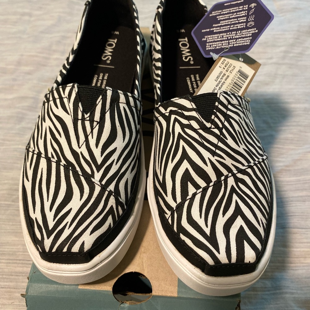 TOMS Shoes